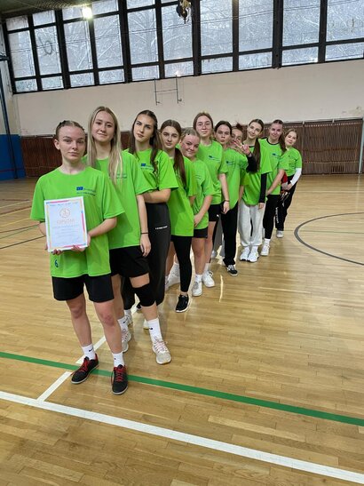 Okresné kolo stredných škôl vo florbale dievčat
