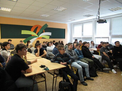 Valentínsky bozk od víťazov vojny