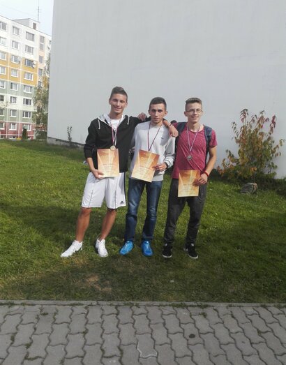 Účasť žiakov SPŠ na cezpoľnom behu