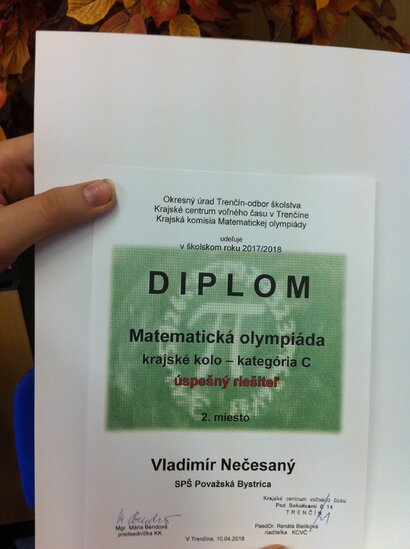 Študent I. B úspešný na krajskom kole matematickej olympiády
