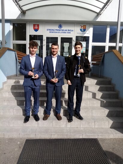Mimoriadny úspech považskobystrických priemyslovákov v krajskom kole SOČ