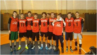 Zľava: Martin Červenec, Andrej Valient, Illo, Čunderlík, Jakub Valient, Markovič, Matejík, Zelenák, Rado Červenec, Valach