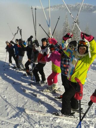 Družstvo č.3 sa teší, že opäť vidí slnko