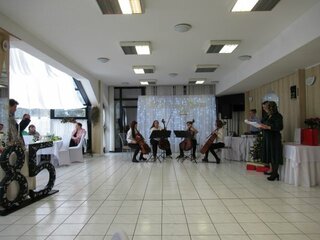 Sláčikové kvarteto a Boris Taláp zo IV.A