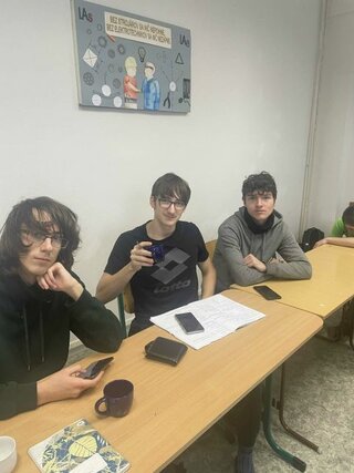 c34df1fa-7477-43de-bbbe-f5638259a449