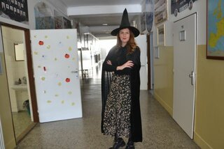 p. uč. Vidanová ako čarodejnica