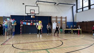 Paródia na Cvičme v rytme