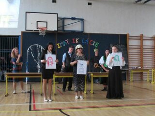 Originálne portréty triednych učiteliek