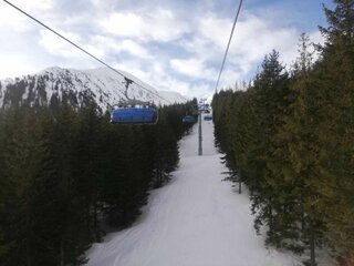 b4076021-1a02-4e42-9d7a-b2164eebb6d9