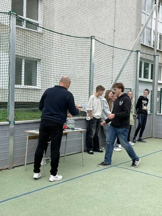 997caf40-e382-45a8-bd4b-747aa118b0ae