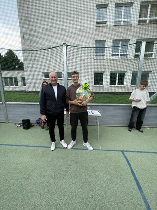 a2e17d4d-df3d-402c-92d0-8a69792bcb25