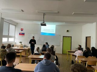 9b389429-5d3c-4a64-a5fc-4481b560e9e8