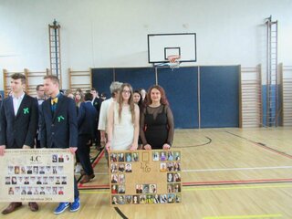 IV. E so svojím tablom