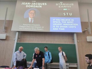 Messenger_creation_046138c1-5965-454e-93f7-75ec4c5e8e61