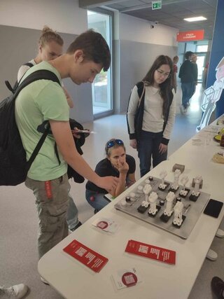 Messenger_creation_5d6167d4-90a4-43d6-bf28-526910d26006