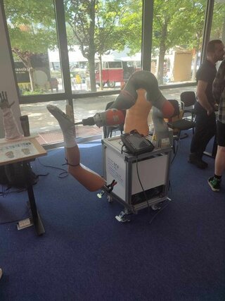 Messenger_creation_cff0a200-fee2-4f26-9942-db65d7bd1a4d