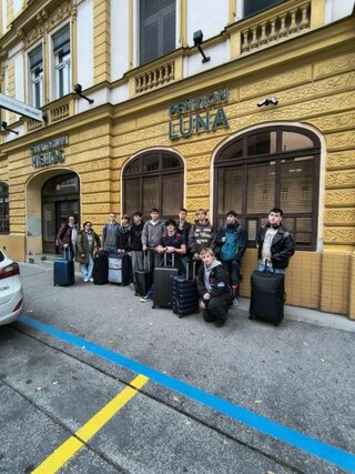 98510c98-fb08-47ba-adec-9d7bbecc70d3