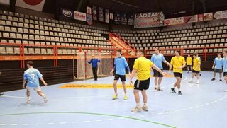 8ffd6a6a-e5ee-4a17-a50f-f33c8f09cb3f (1)