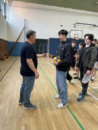 c4821dfb-d4b5-4870-a11d-e29b5038d4b1