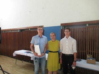 Ocenení žiaci z II. A - strojári