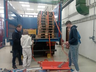 0b45a05f-0116-4f83-ad94-0391aef6ec74