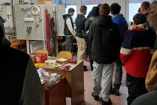 Den_otvorenych_dveri_na_sps_v_povazskej_bystrici_prilakal_ziakov_aj_odbornych_partnerov_1 - 1